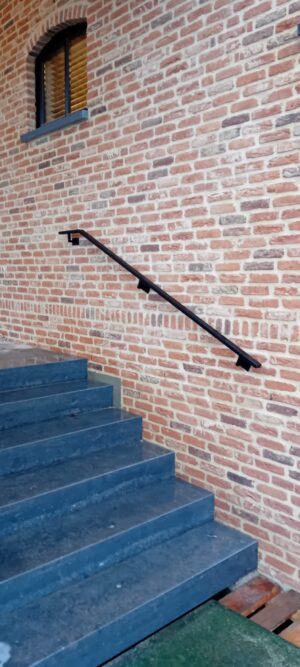 Ducanox_metalenhandgreep